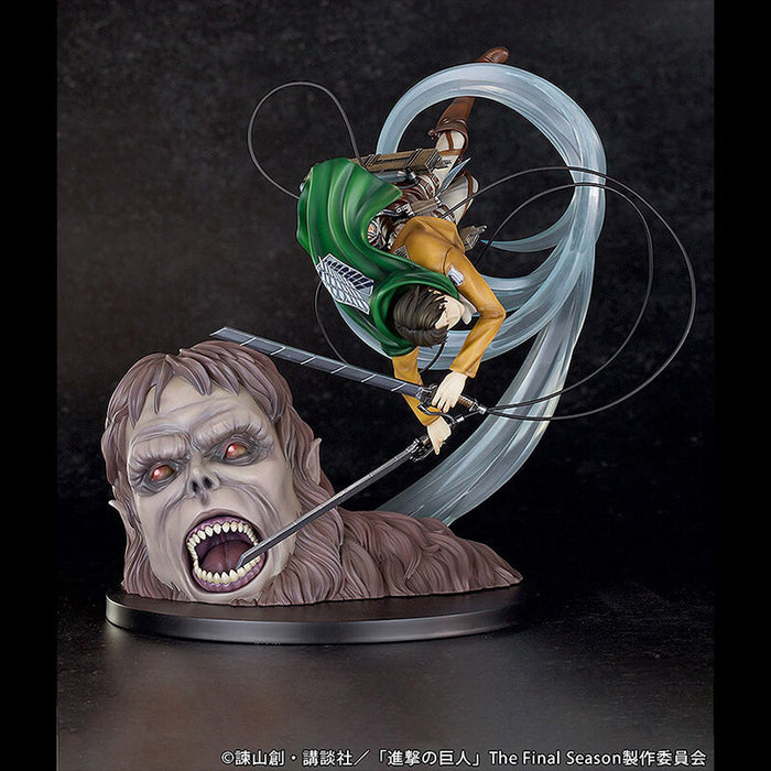 ATTACK ON TITAN - FIGURINE LEVI ACKERMAN VS BEAST TITAN VER. JAPANDCO 4