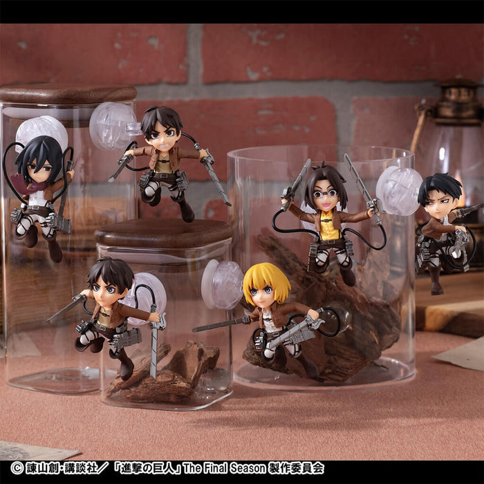 ATTACK ON TITAN - FIGURES TOBIMAS ATTACK ON TITAN WITH COLOSSAL TITAN LIMITED STICKER (BOX 6 PCS)