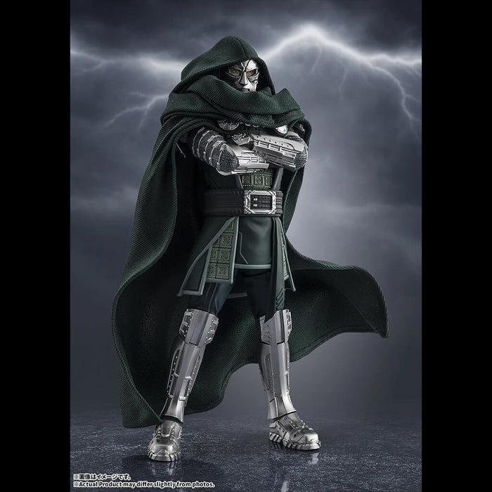 AVENGERS DOOMSDAY - FIGURINE DOCTOR DOOM SH FIGUARTS