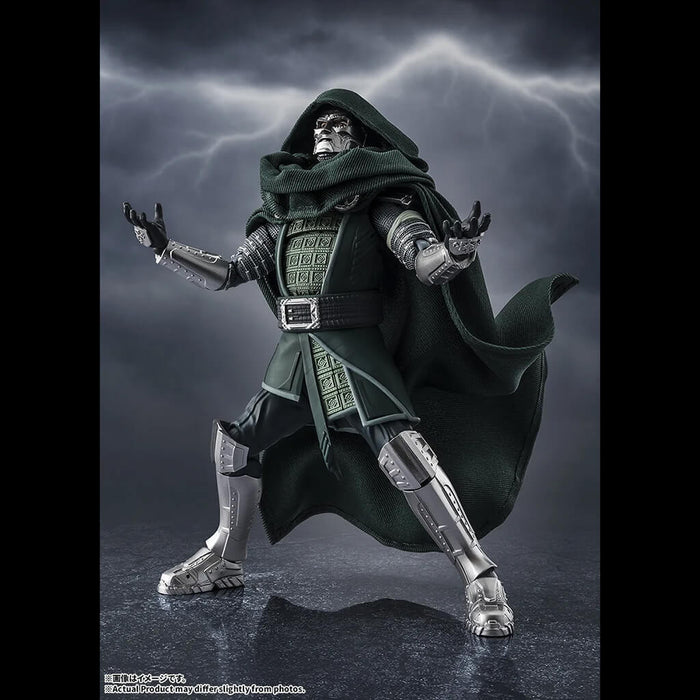 AVENGERS DOOMSDAY - FIGURINE DOCTOR DOOM SH FIGUARTS