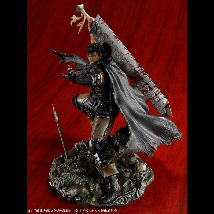 BERSERK &#8211; FIGURINE GUTS BLACK SWORDSMAN VER. JAPANDCO 4