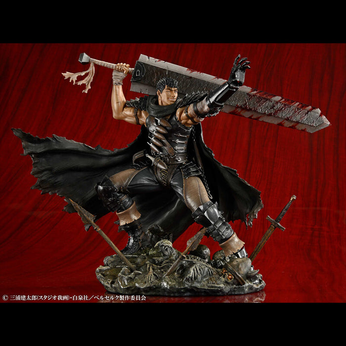 BERSERK &#8211; FIGURINE GUTS BLACK SWORDSMAN VER. JAPANDCO 5