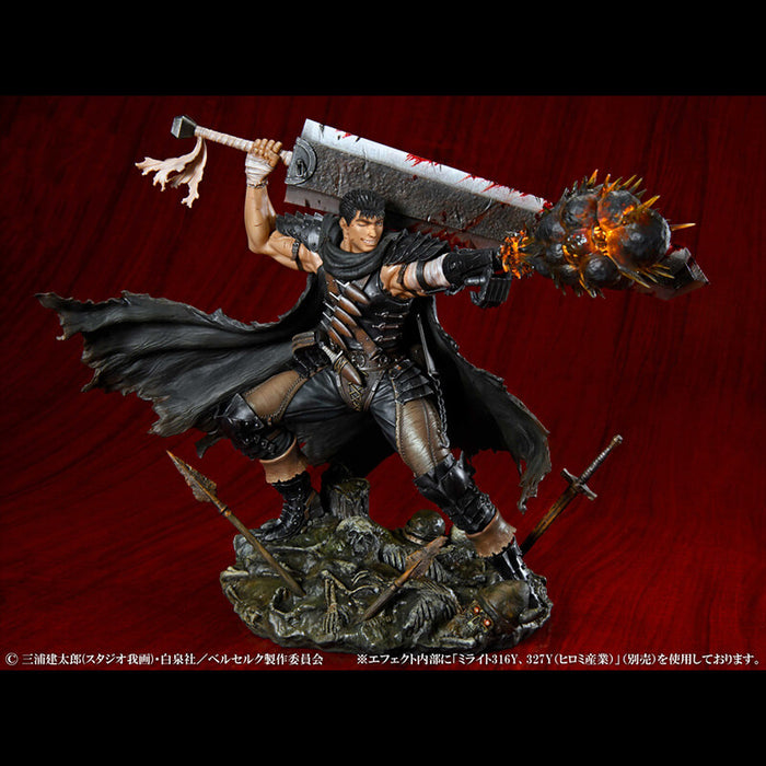 BERSERK - GUTS BLACK SWORDSMAN FIGURE VER.