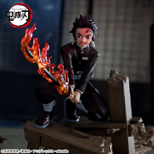 DEMON SLAYER - KIMETSU NO YAIBA - FIGURINE KAMADO TANJIRO SWORDSMITH VILLAGE EDITION XROSS LINK JAPANDCO 1