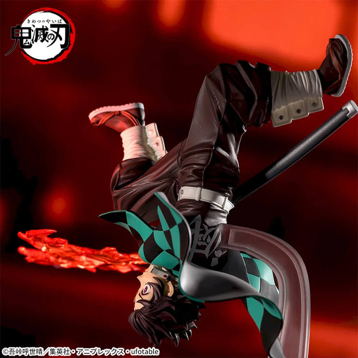 DEMON SLAYER - KIMETSU NO YAIBA - FIGURINE KAMADO TANJIRO HINOKAMI KAGURA SETTING SUN TRANSFORMATION LUMINASTA