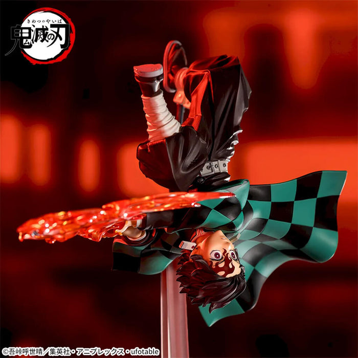 DEMON SLAYER - KIMETSU NO YAIBA - FIGURINE KAMADO TANJIRO HINOKAMI KAGURA SETTING SUN TRANSFORMATION LUMINASTA