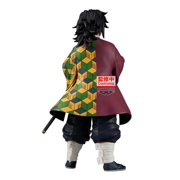 DEMON SLAYER - KIMETSU NO YAIBA - FIGURA DE TOMIOKA GIYU GRANDISTA