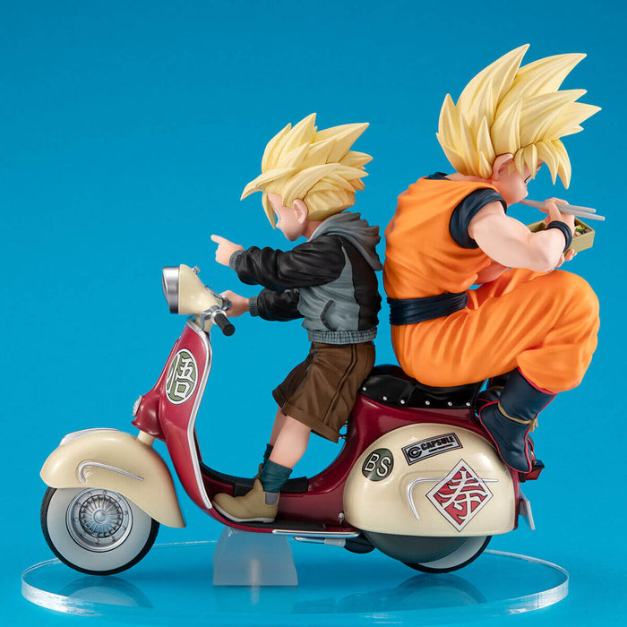 DRAGON BALL Z &#8211; FIGURINE SON GOKU SSJ &#038; SON GOHAN SSJ &#038; BIKE DESKTOP REAL McCOY EX JAPANDCO 6