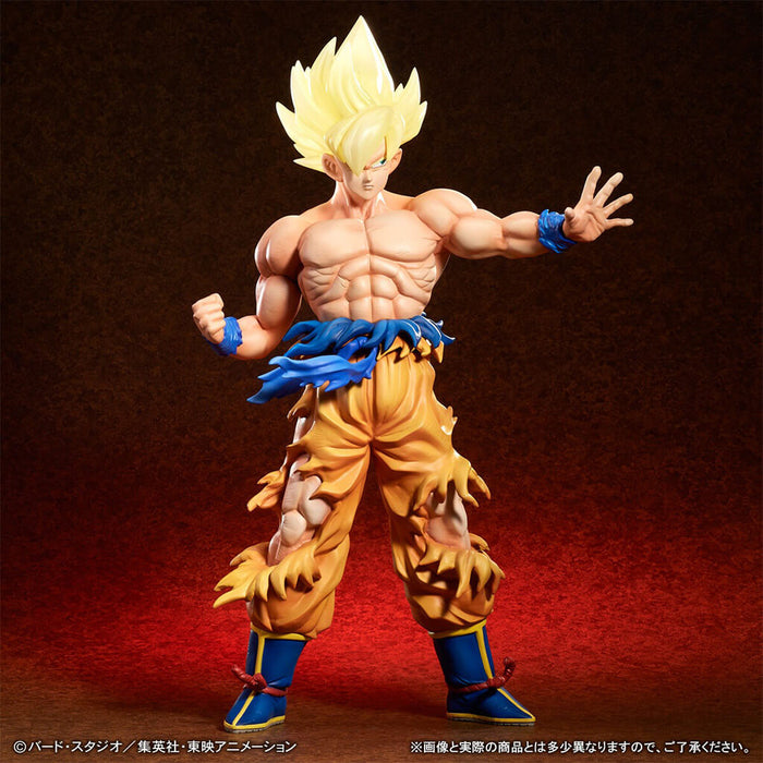 Figura gigante de Son Goku SSJ (el legendario Super Saiyan) de Dragon Ball Z