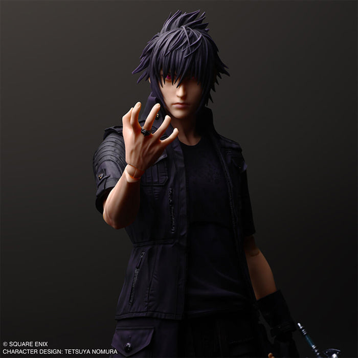 FINAL FANTASY XV - FIGURA NOCTIS LUCIS CAELUM PLAY ARTS SHIN