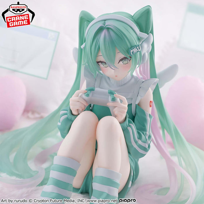 HATSUNE MIKU - FIGURE HATSUNE MIKU GAME VER. HOLIDAY MEMORIES