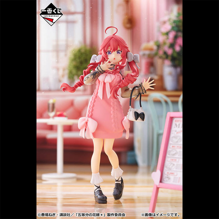 ICHIBAN KUJI THE QUINTESSENTIAL QUINTUPLETS SHARING THE WARMTH - FIGURINE NAKANO ITSUKI (OUTING STYLE) LOT E JAPANDCO 2