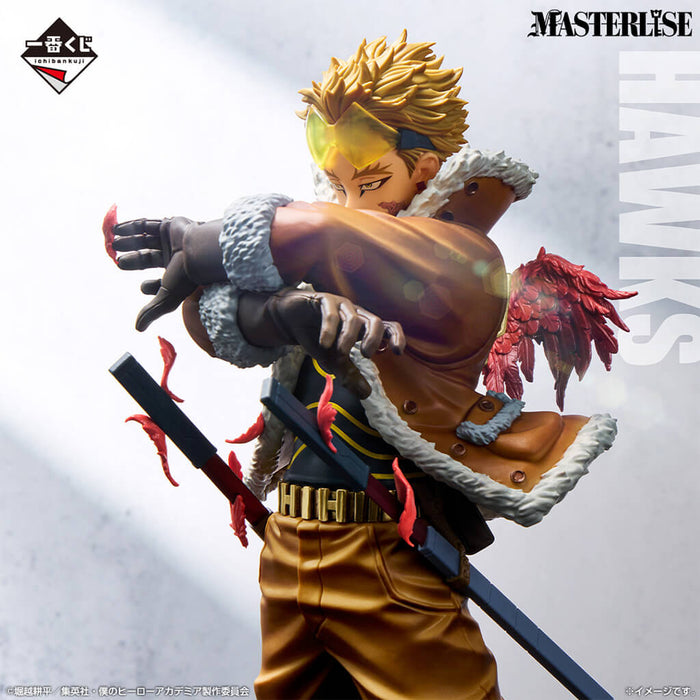 Lote D de la figura de Hawks de Ichiban Kuji My Hero Academia: El poder del tejido
