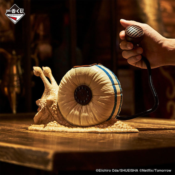 Lote B de la serie de Netflix de One Piece de Ichiban Kuji - Figura de Den Den Mushi (Monkey D. Garp).