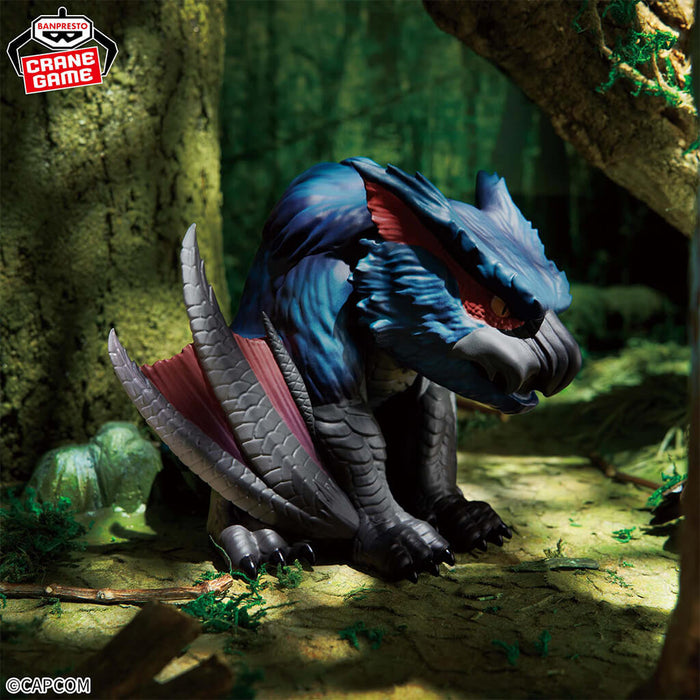 MONSTER HUNTER - FIGURA NARGACUGA THE GUARDIAN BEAST SHADOW OF JET BLACK