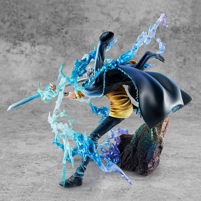 ONE PIECE - FIGURINE TRAFALGAR LAW (AWAKENING) SURGEON OF DEATH PORTRAIT OF PIRATES WA-MAXIMUM