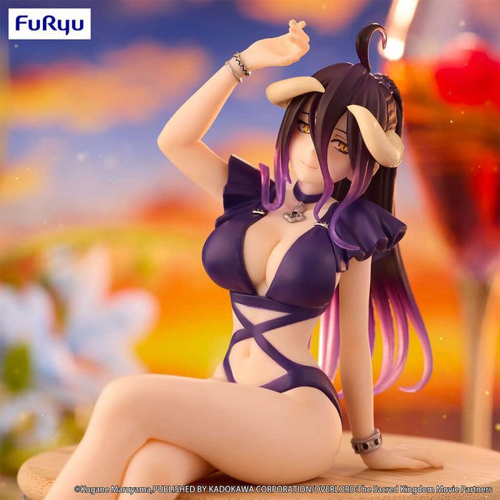 OVERLORD - FIGURA DE ALBEDO (VERSIÓN DE BAÑADOR MORADO OSCURO) TAPÓN DE FIDEOS