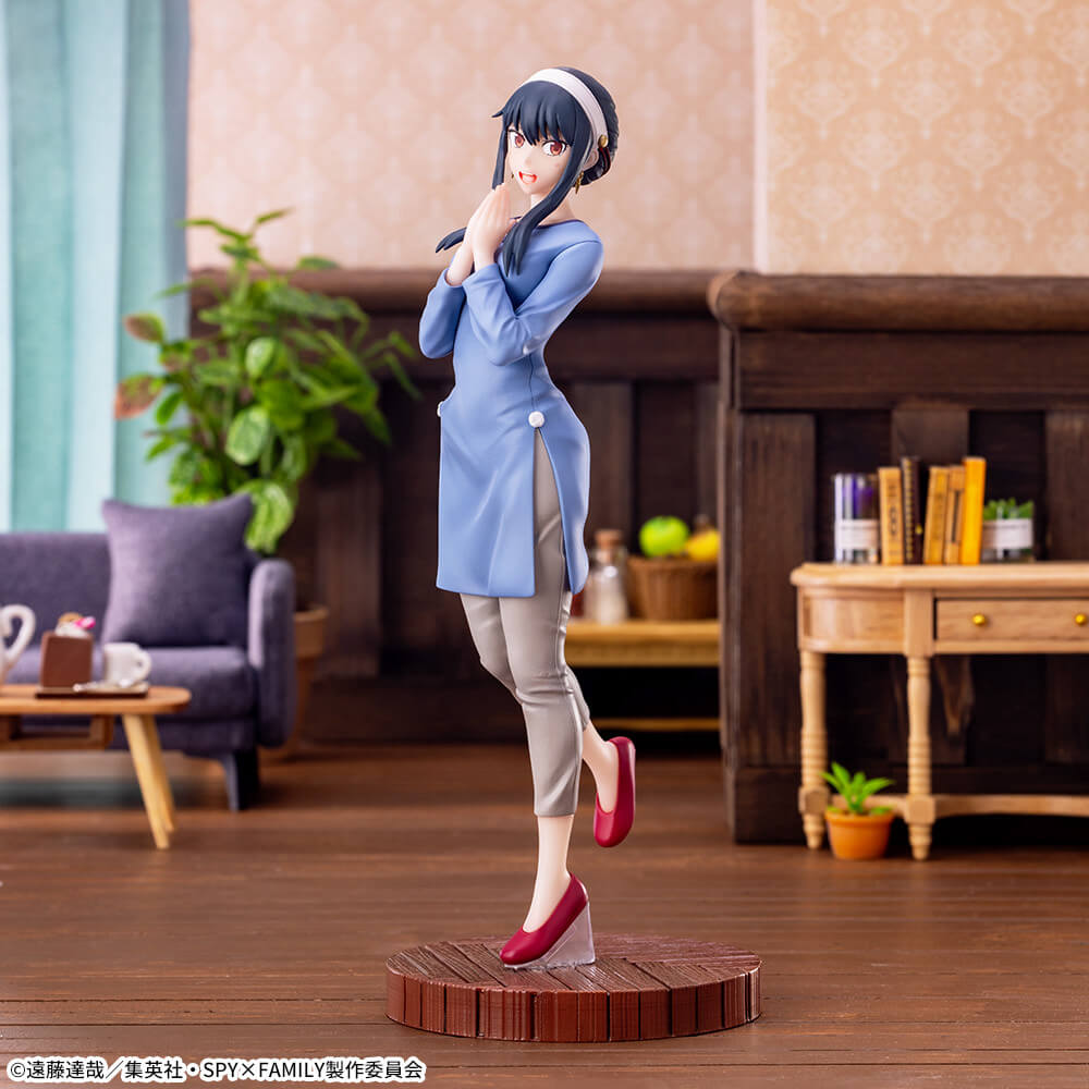 SPYxFAMILY - FIGURA YOR FORGER SAISON 1 2nd COOL ED COSTUME VER. LUMINASTA